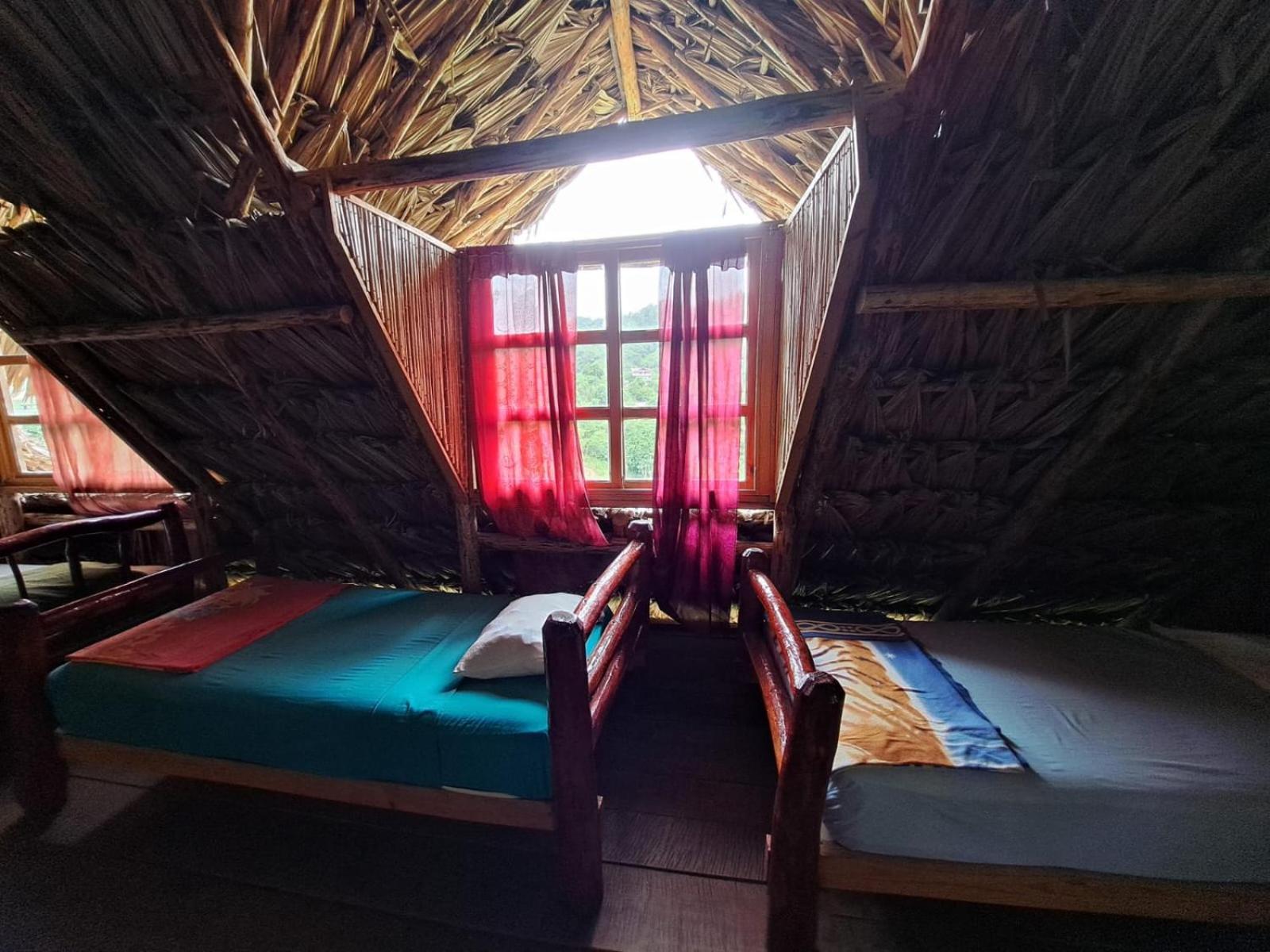 Vista Verde Lodge Lanquín エクステリア 写真