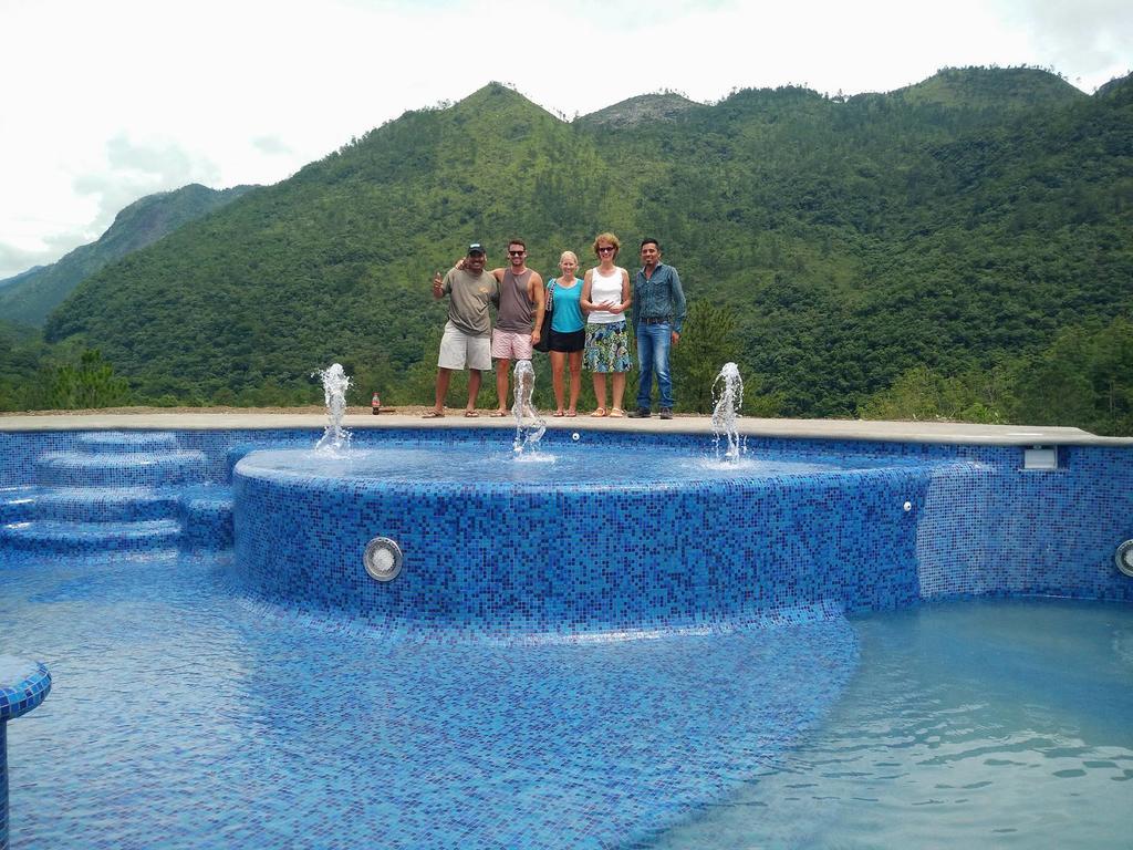 Vista Verde Lodge Lanquín エクステリア 写真